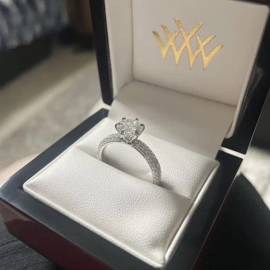 Whiteflash engagement ring box